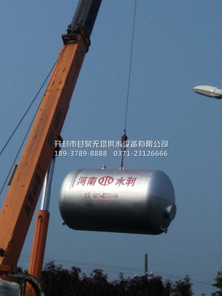 10噸農(nóng)村引用水利工程無(wú)塔供水設(shè)備